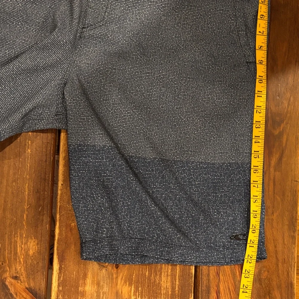 O'Neill Two-Tone Navy Performance Flat Front Shorts Size 40
